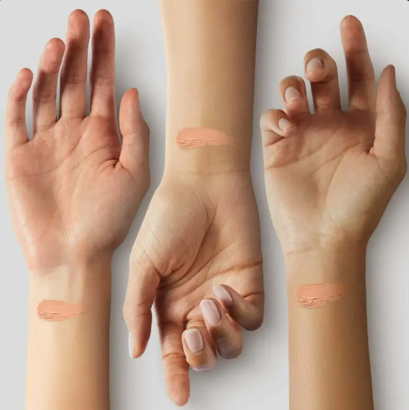 Adaptive Tone Moisturizing Foundation